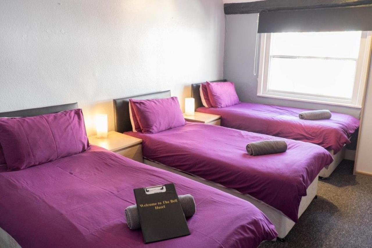 Oyo The Bell Hotel Hoddesdon Exteriör bild